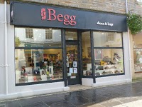 Begg Shoes and Bags 741923 Image 0